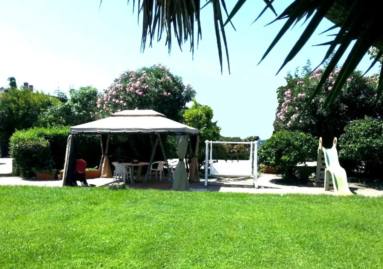 Grand Comfort Apartment - Two-Bedroom Suite - Fiumicino Airport - Self Check-In